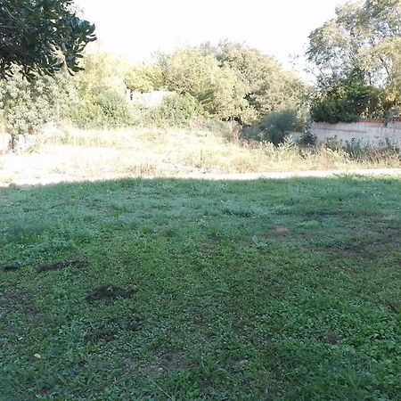 Casa amb jardí a poble de l'Alt Empordà Vila Vilaur Exterior foto