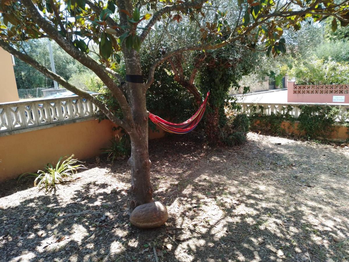 Casa amb jardí a poble de l'Alt Empordà Vila Vilaur Exterior foto